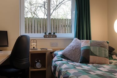 1 bed flat, Ashby Road, City Centre, Loughborough, LE113QU - Image 1